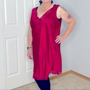 Thalia Sodi burgundy silk like nightgown.